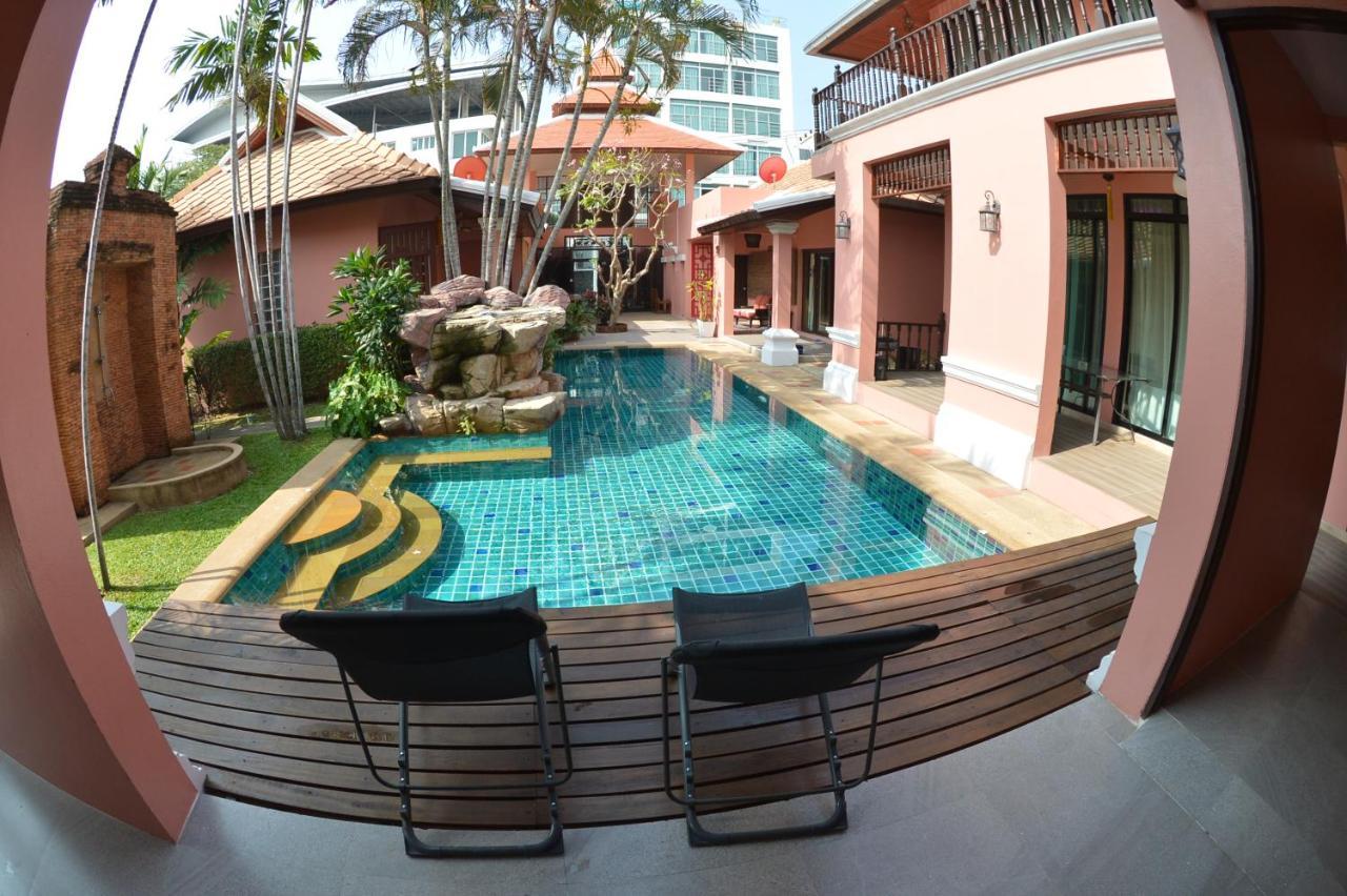 พระตำหนักวิลล่า 10 ห้องนอน พร้อมสระว่ายน้ำส่วนตัว Pattaya Eksteriør bilde