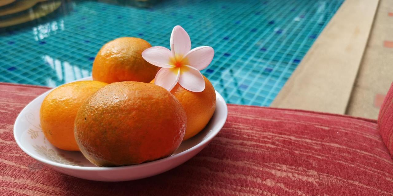 พระตำหนักวิลล่า 10 ห้องนอน พร้อมสระว่ายน้ำส่วนตัว Pattaya Eksteriør bilde