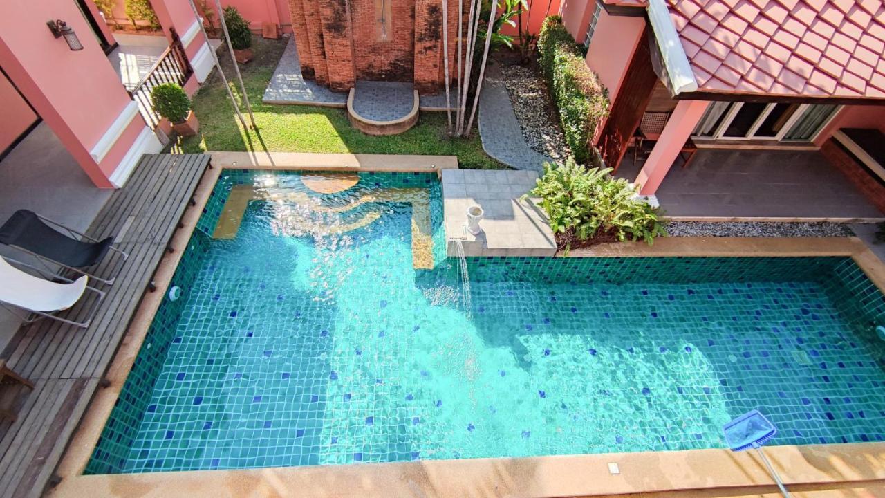 พระตำหนักวิลล่า 10 ห้องนอน พร้อมสระว่ายน้ำส่วนตัว Pattaya Eksteriør bilde
